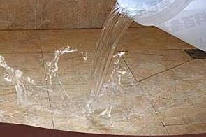 天全漏水维修 免砸砖防水材料该如何施工